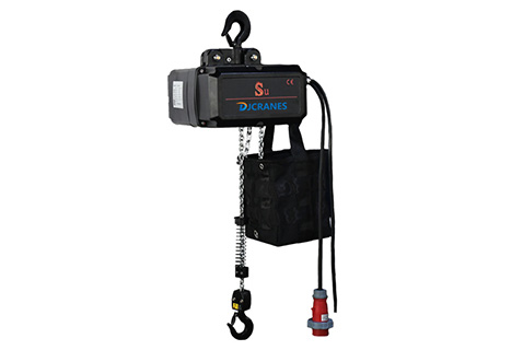 SU type stage hoist