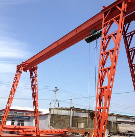 Box-girder-gantry-crane-with-truss-type-legs